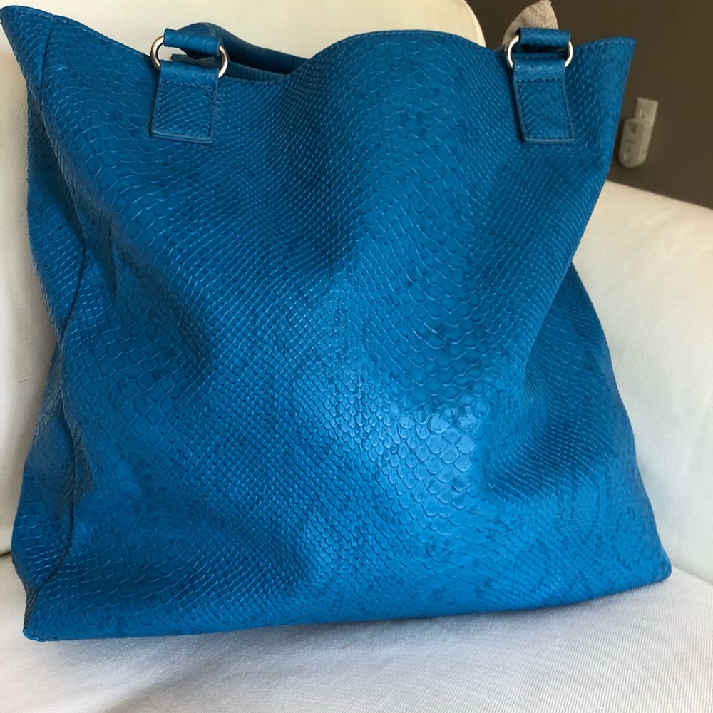 Neiman Marcus snakeskin tote - Picture 4 of 5